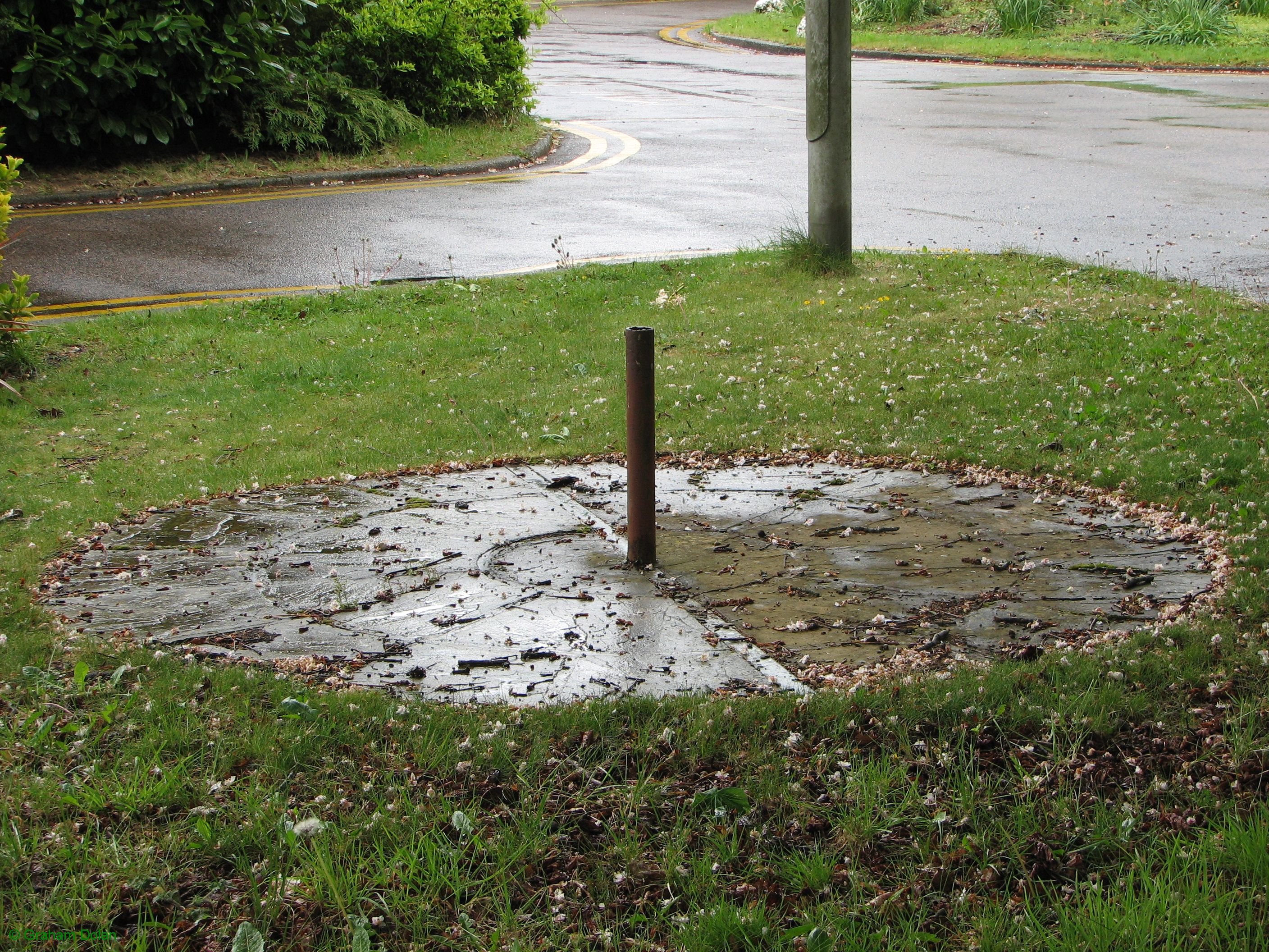 Greenwich Meridian Marker; England; LB Croydon; New Addington (CR0)